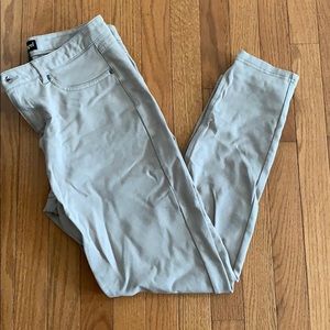 Skinny khaki pants